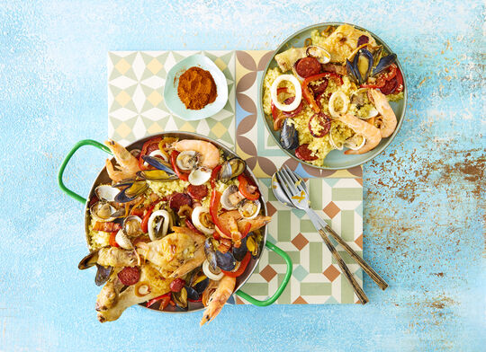 Recette espagnole: Paella au poulet, chorizo et fruits de mer